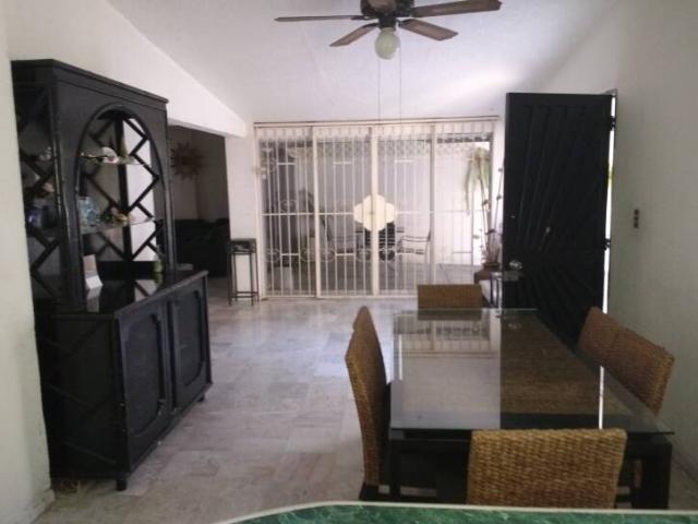 Casa para Venta en Acapulco - 2