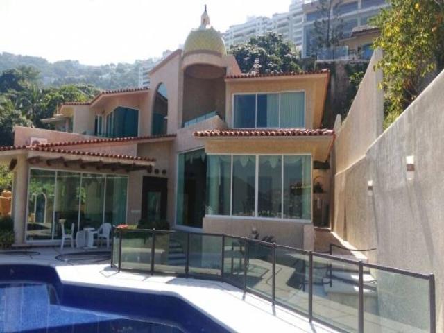 #RC110 - Casa para Temporada en Acapulco - GR - 1