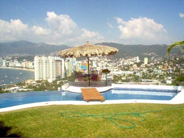 #RC012 - Casa para Renta en Acapulco - GR