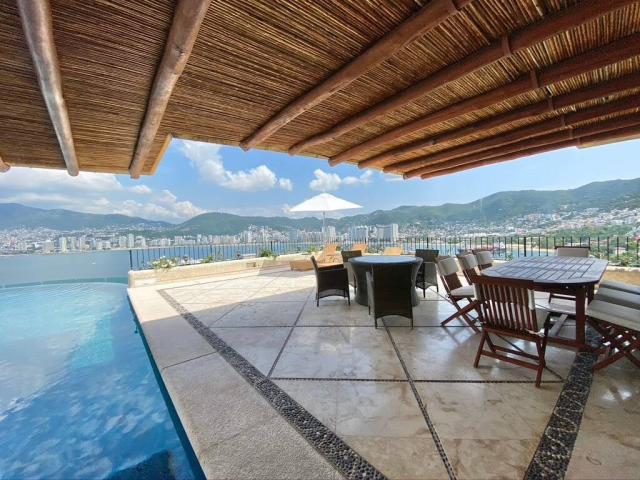 #205 - Casa para Venta en Acapulco - GR