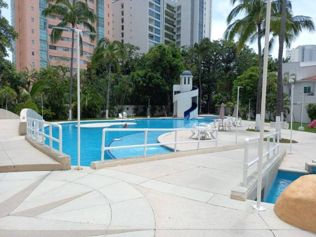 #244 - Departamento para Renta en Acapulco - GR - 2