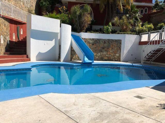 Casa de dos o más pisos para Venta en Acapulco - 4