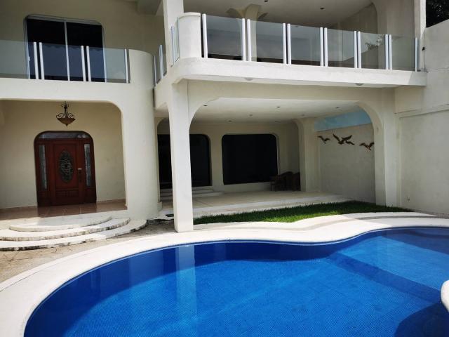 #253 - Casa para Venta en Acapulco - GR - 2